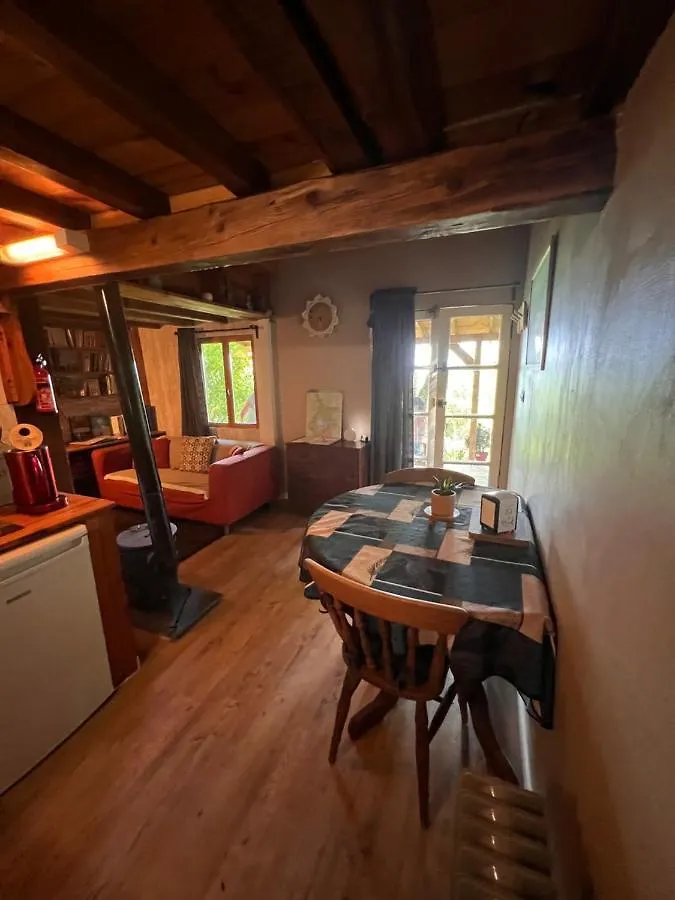 Chalet Cabane Dans Les Bois Avec Vue Sur Les Pyrenees Saint-Laurent-de-Neste France