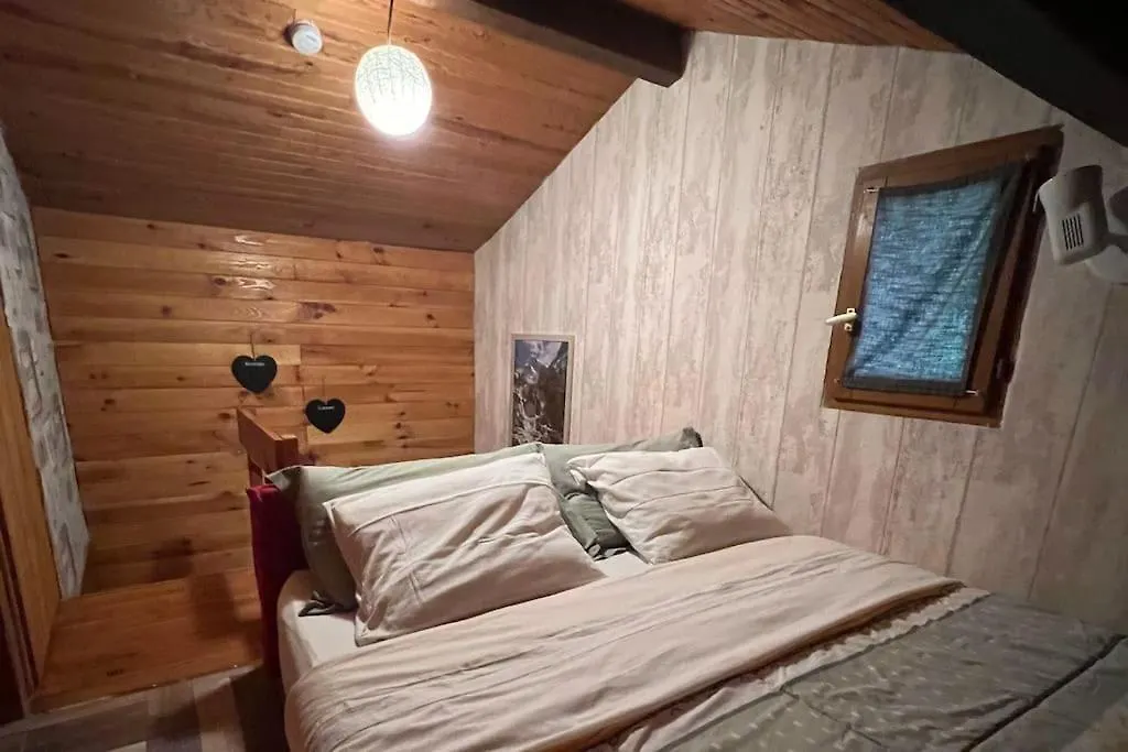 Cabane Dans Les Bois Avec Vue Sur Les Pyrenees Saint-Laurent-de-Neste 0*,  France